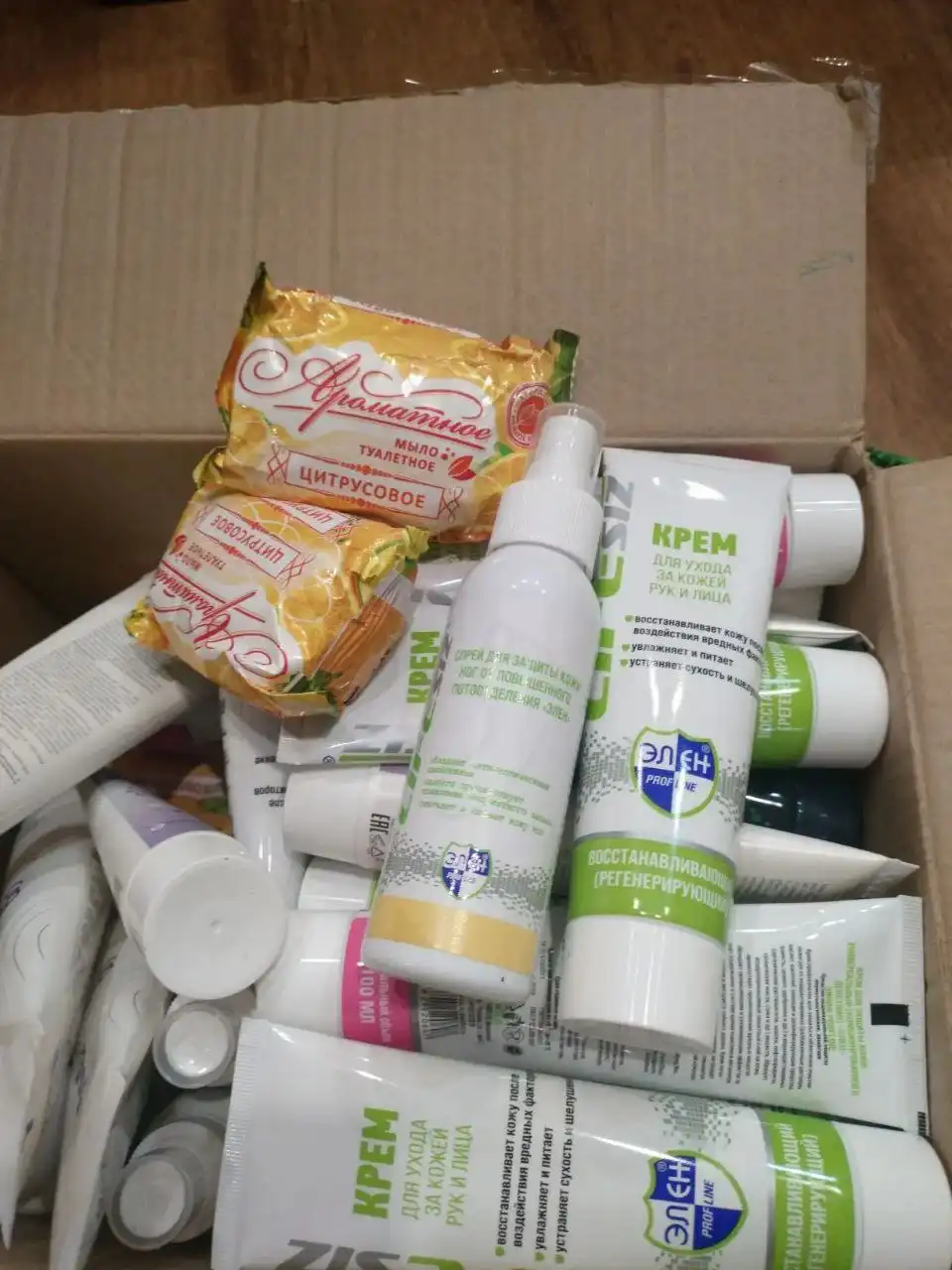Продажа одеяла, кремов и мыла - Барахолка в Волгоград