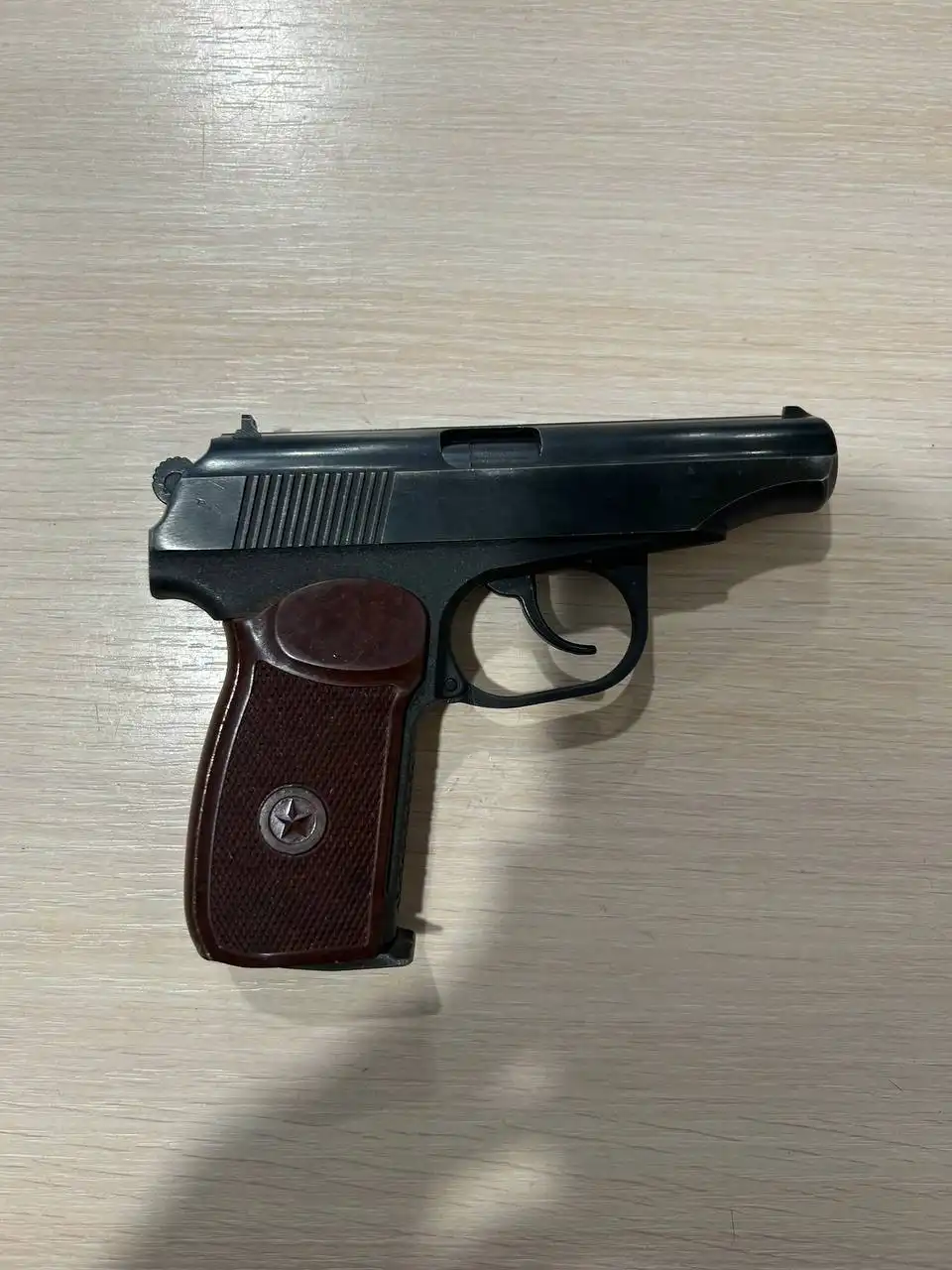 Продажа пневматического пистолета Макарова в Центральном районе Волгограда - Пневматическое оружие (Хобби и отдых) в Волгоград