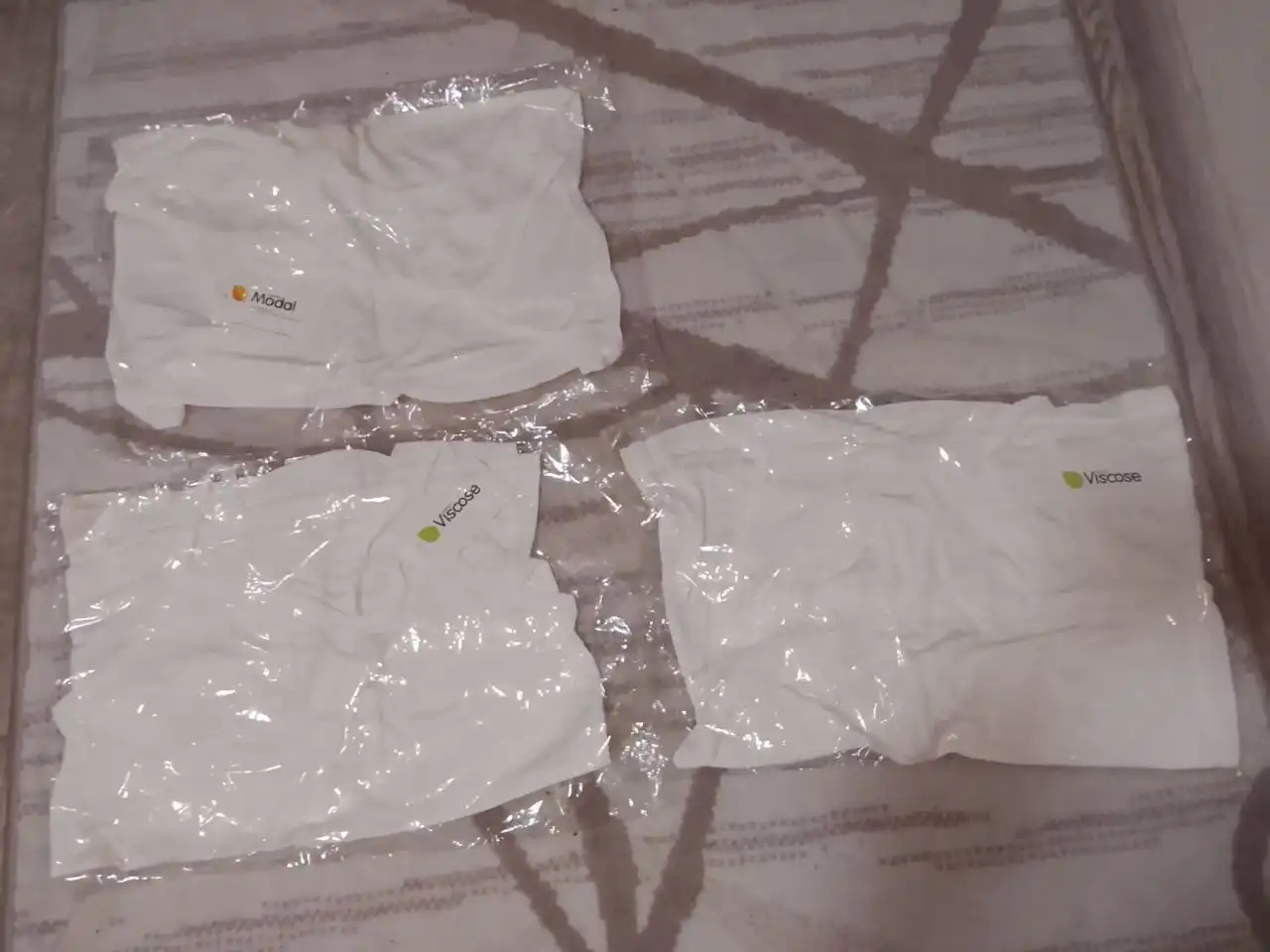 Новые маечки на бретельках размер 44 S - Женская одежда (Одежда) в Волгоград