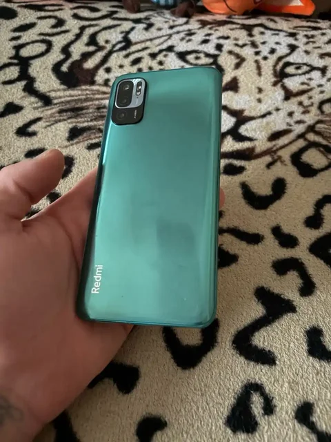 Продажа смартфонов с подбитыми экранами - Электроника в Волгоград