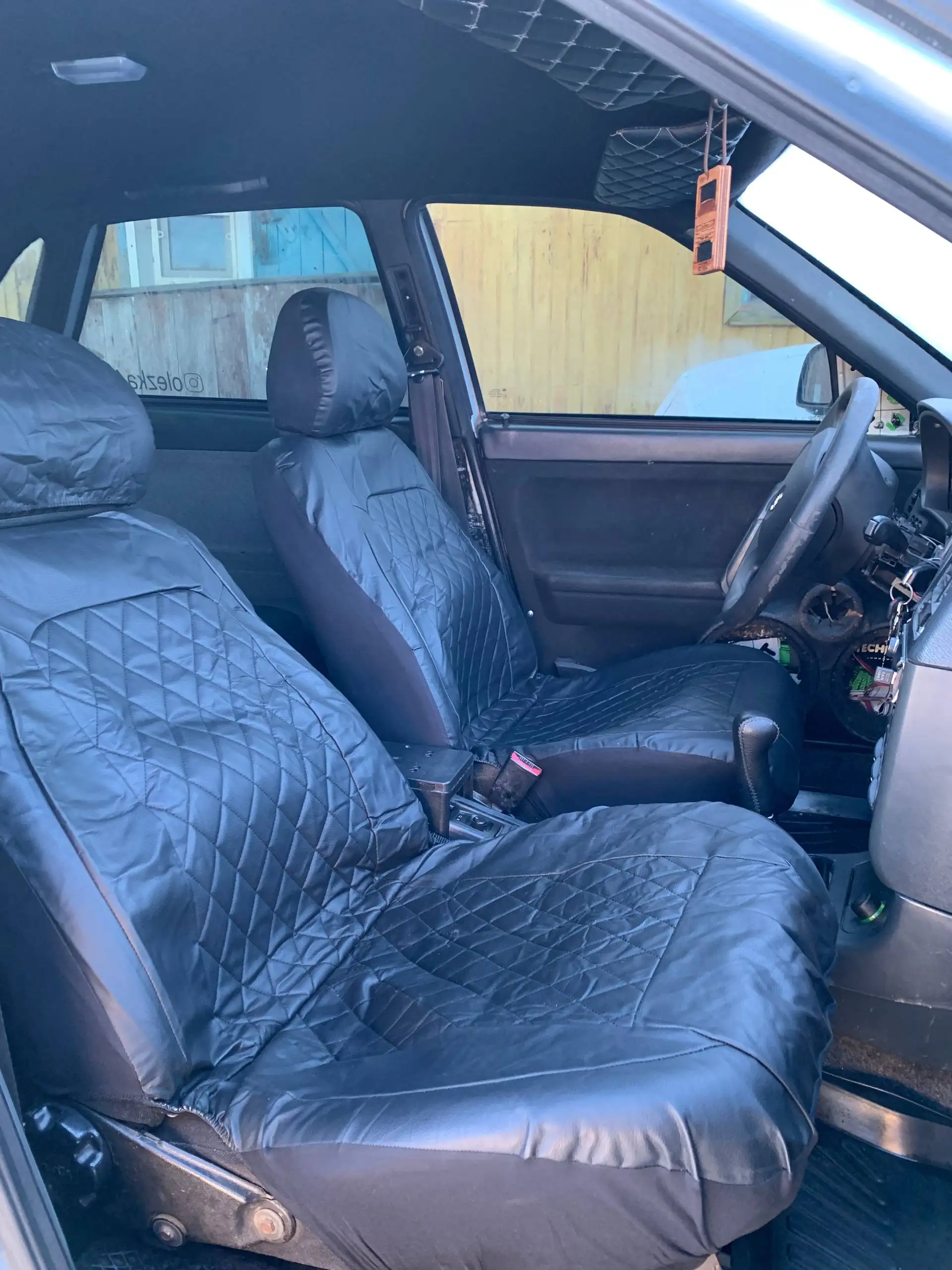 Стойки -50 денфи для автомобиля с новым климатом и лобовым стеклом - Автомобильные запчасти (Запчасти) в Волгоград