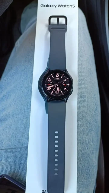 Samsung Galaxy Watch 5 с полным комплектом - Электроника в Волгоград