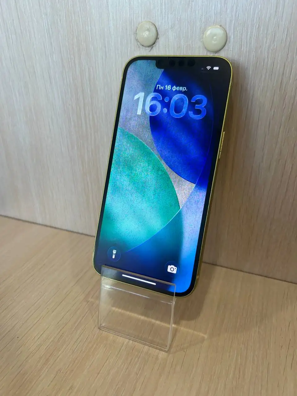 Apple iPhone 14 256Gb с дефектом экрана - Смартфоны (Электроника) в Волгоград