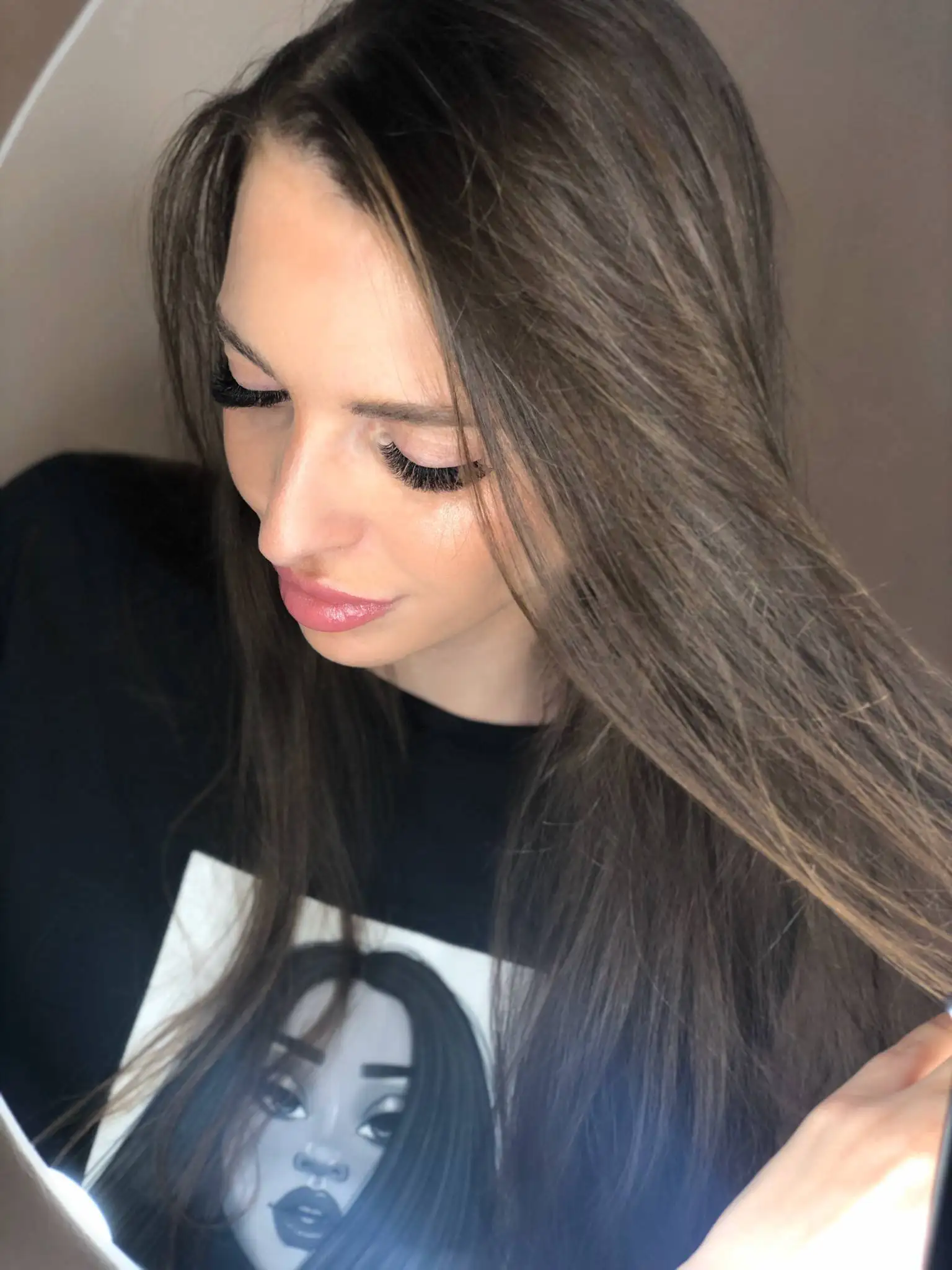 Бьюти-студия MiMi: маникюр, педикюр, наращивание ногтей и ресниц - Красота (Услуги) в Волгоград