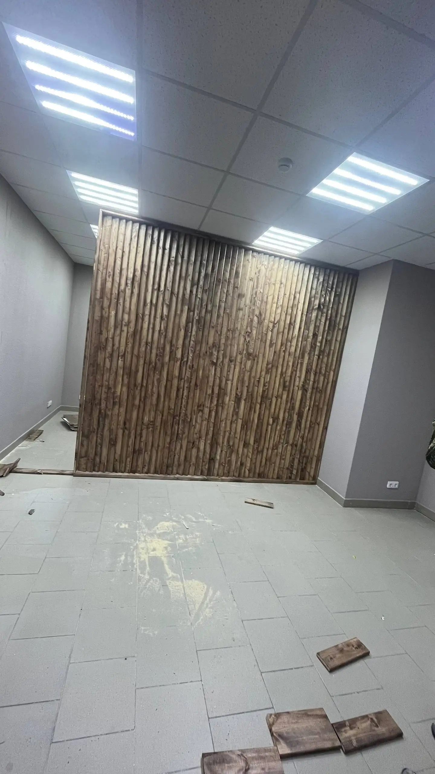 Продажа деревянной перегородки 3x0.275м - Мебель (Для дома и дачи) в Волгоград