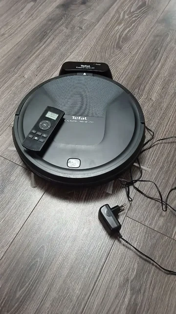 Продам робот-пылесос в хорошем состоянии - Растения в Волгоград