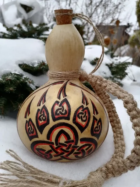 Фляжка Велес из посудной тыквы - Гуманитарная помощь в Волгоград