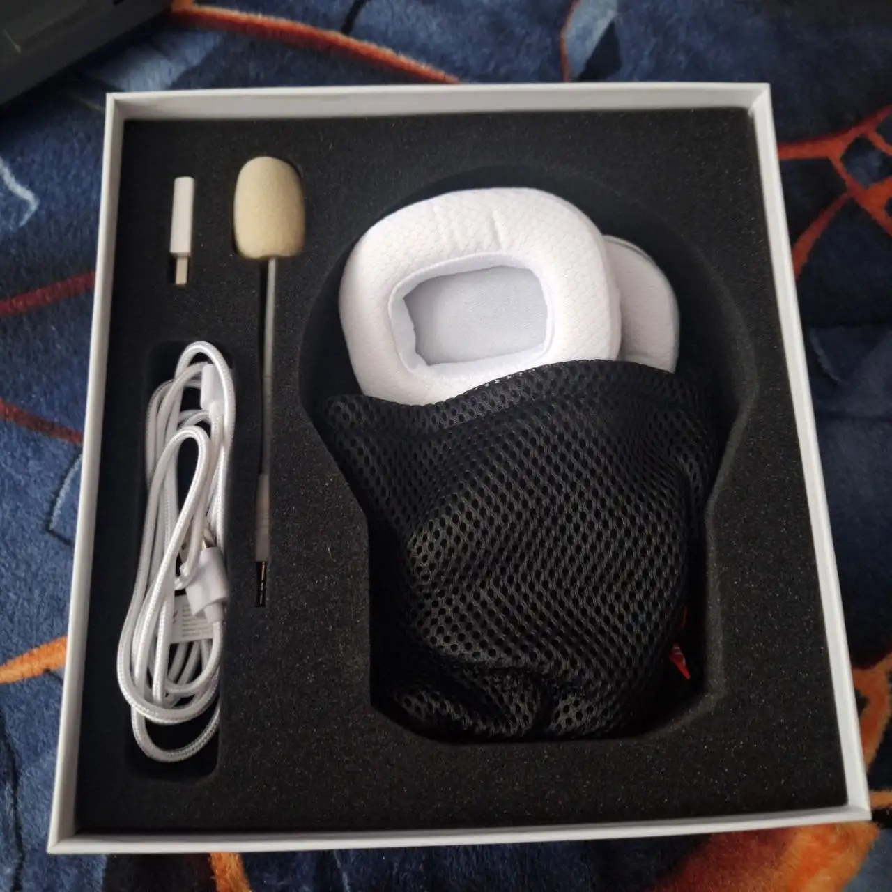 Беспроводные игровые наушники б/у - Аудиотехника (Электроника) в Волгоград