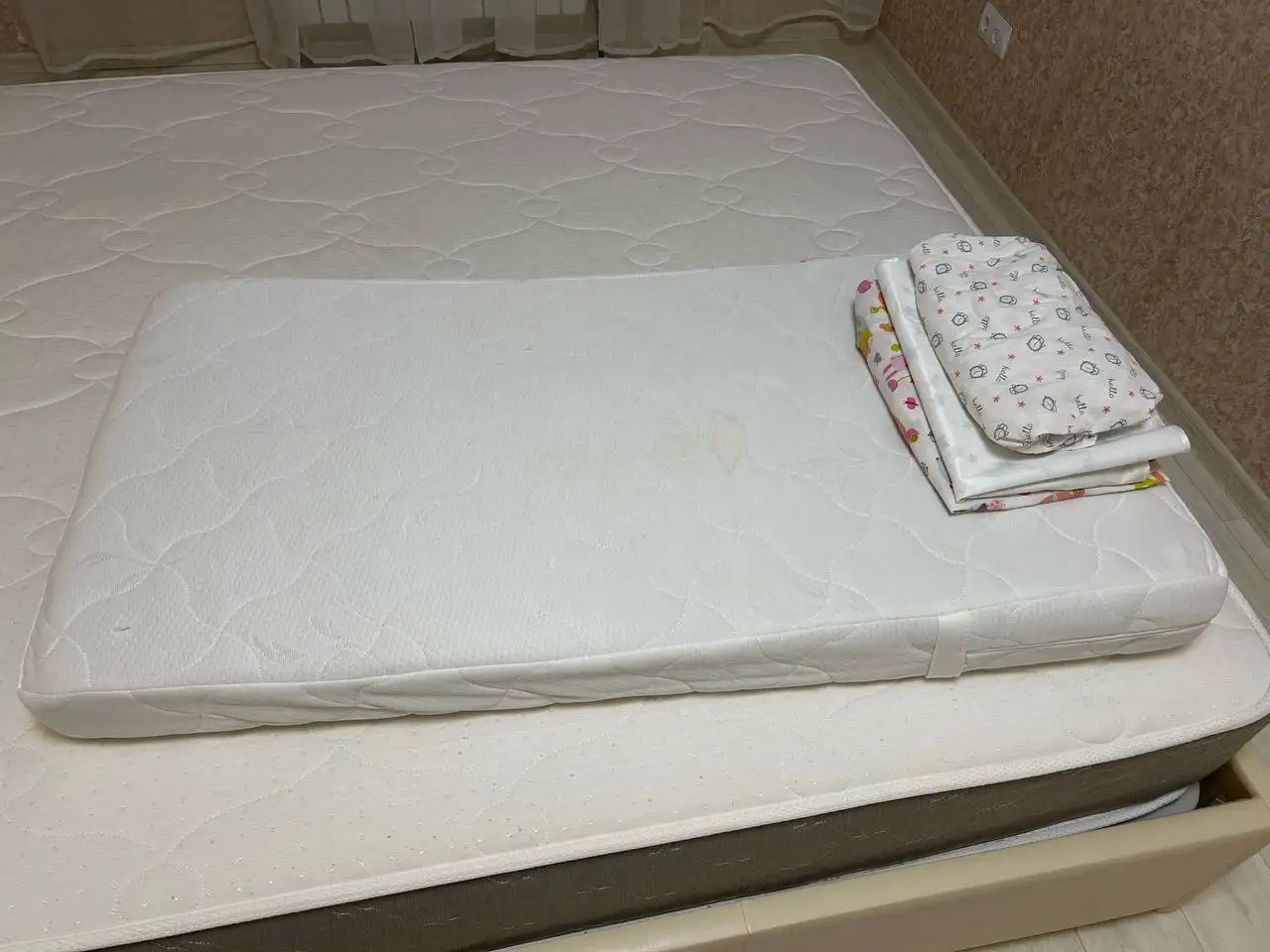 Детская кроватка с матрасом и аксессуарами - Детская мебель (Товары для детей) в Волгоград