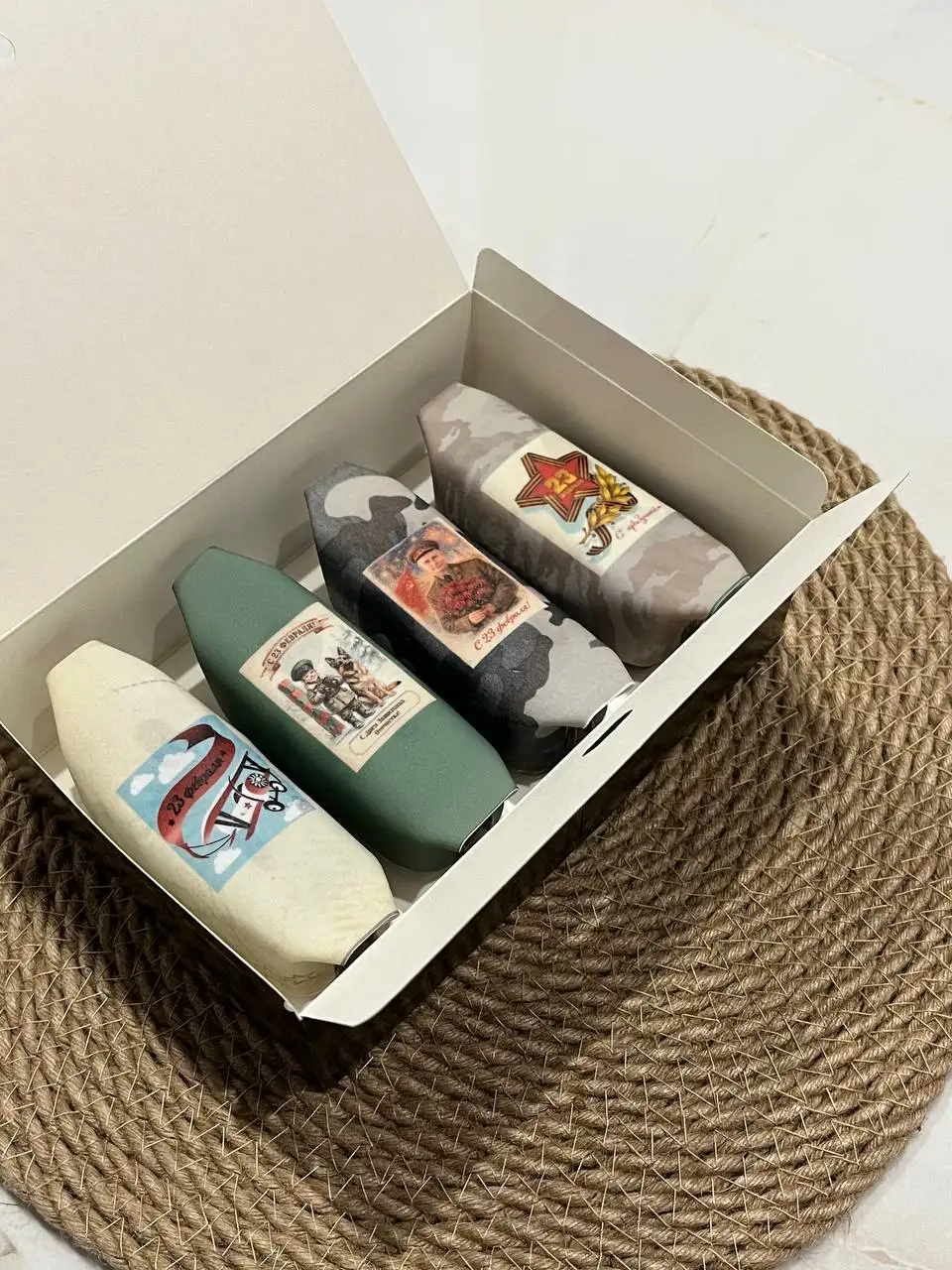 Наборы капкейков и пирожных к 23 февраля - Продукты питания (Барахолка) в Волгоград