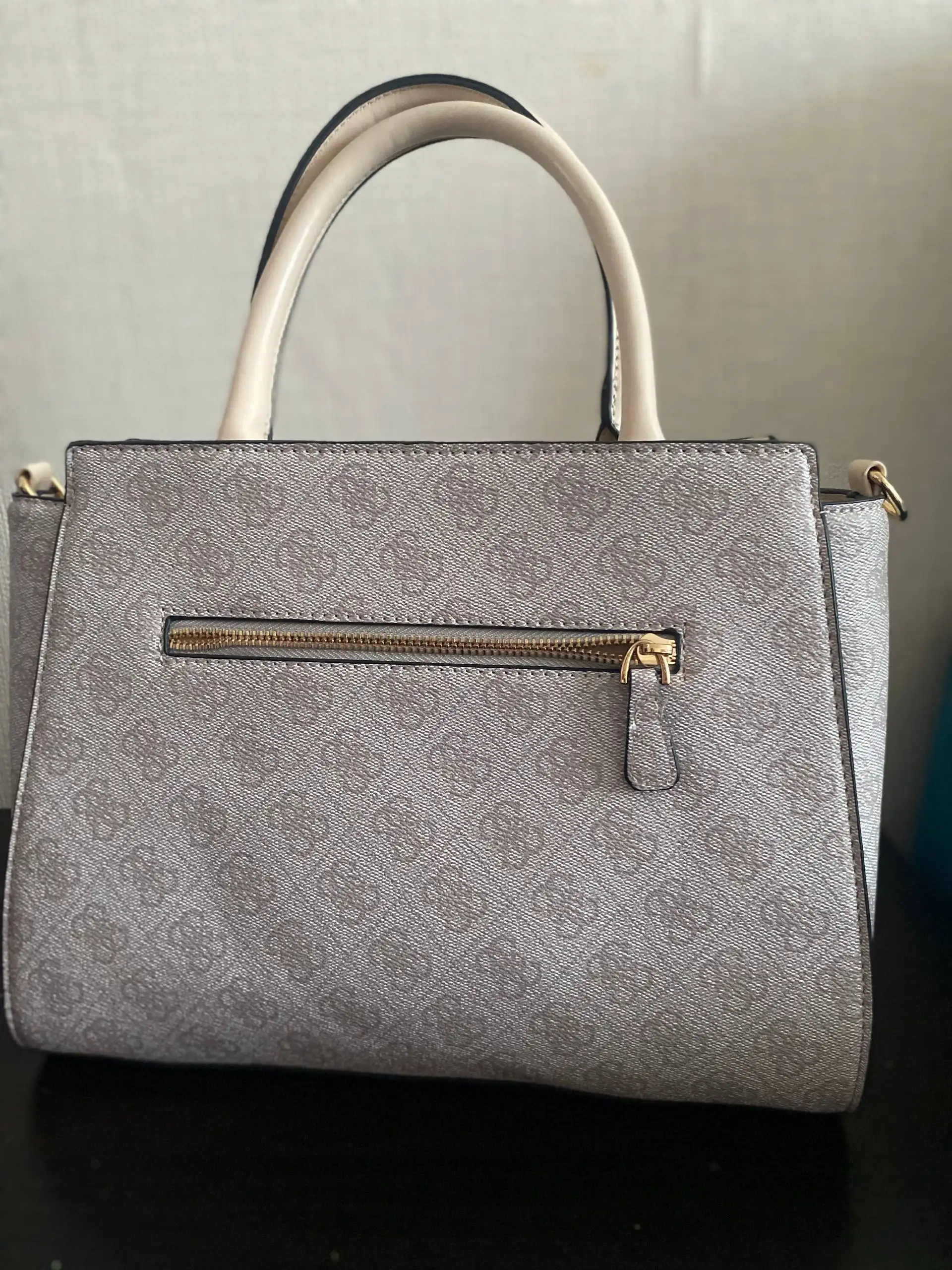 Женская сумка в хорошем состоянии - Сумки (Одежда) в Волгоград