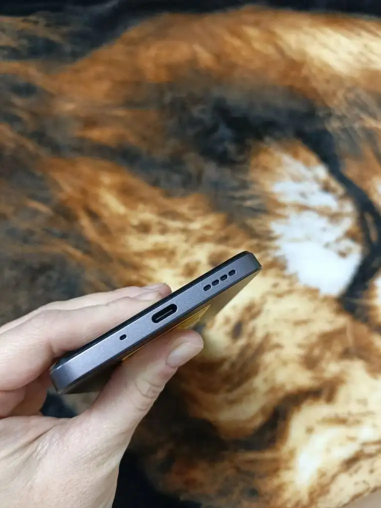 Продам телефон в прекрасном состоянии - Телефоны (Электроника) в Волгоград