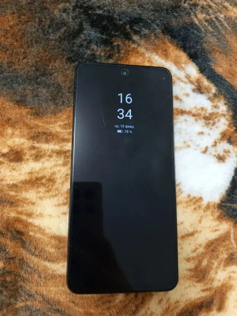 Продам телефон в прекрасном состоянии - Телефоны (Электроника) в Волгоград