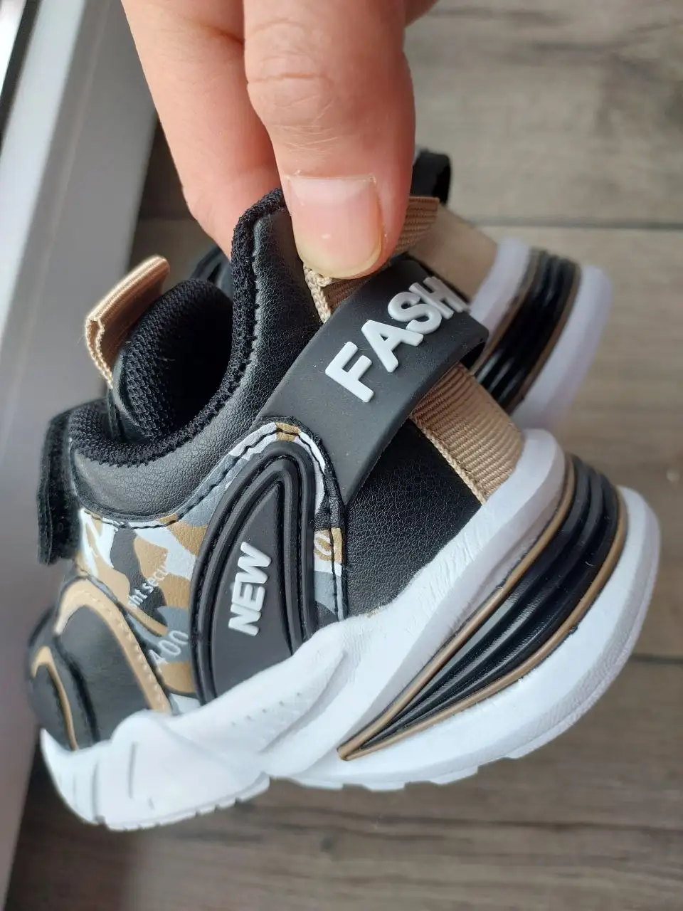 Новые кроссовки 26 размер - Обувь (Одежда) в Волгоград