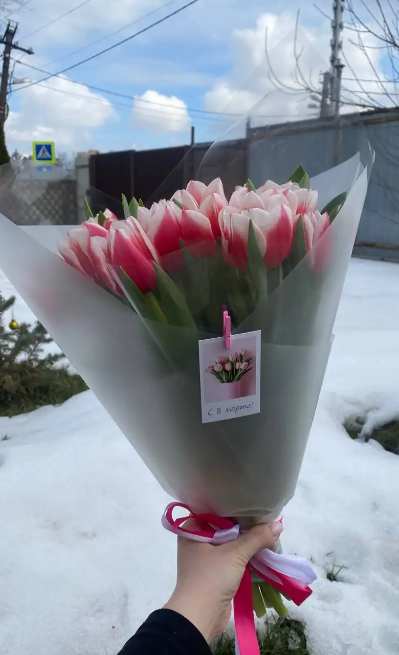 Шикарные букеты с доставкой - Финансовые услуги в Волгоград