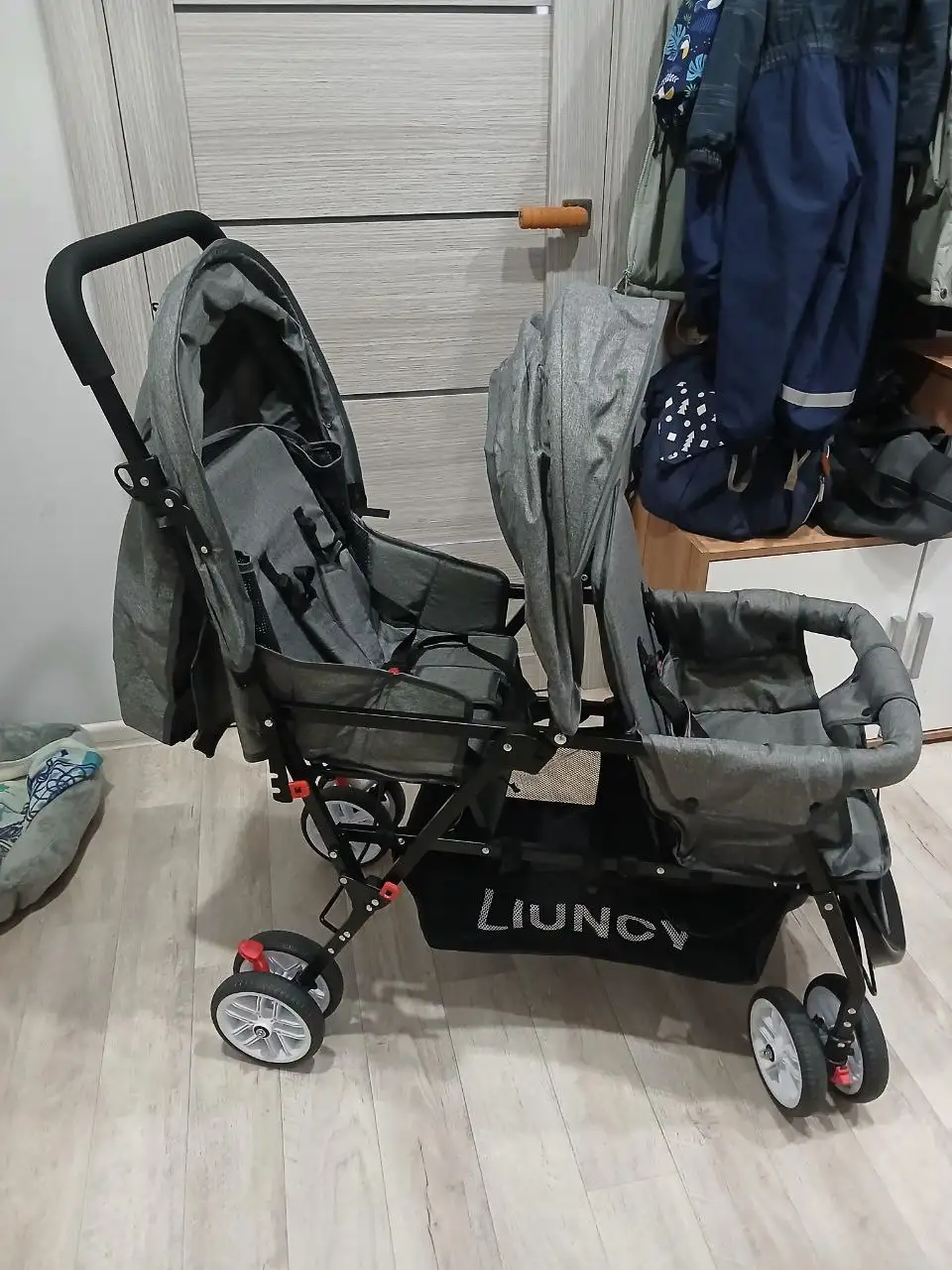 Новая коляска для детей - Коляски (Товары для детей) в Волгоград