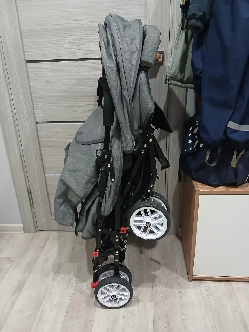 Новая коляска для детей - Коляски (Товары для детей) в Волгоград