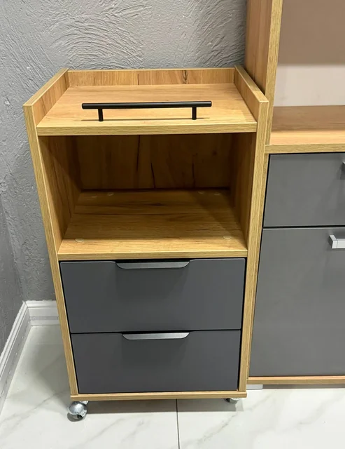 Продажа подкатной тумбы для дома и мастера - Инструменты в Волгоград