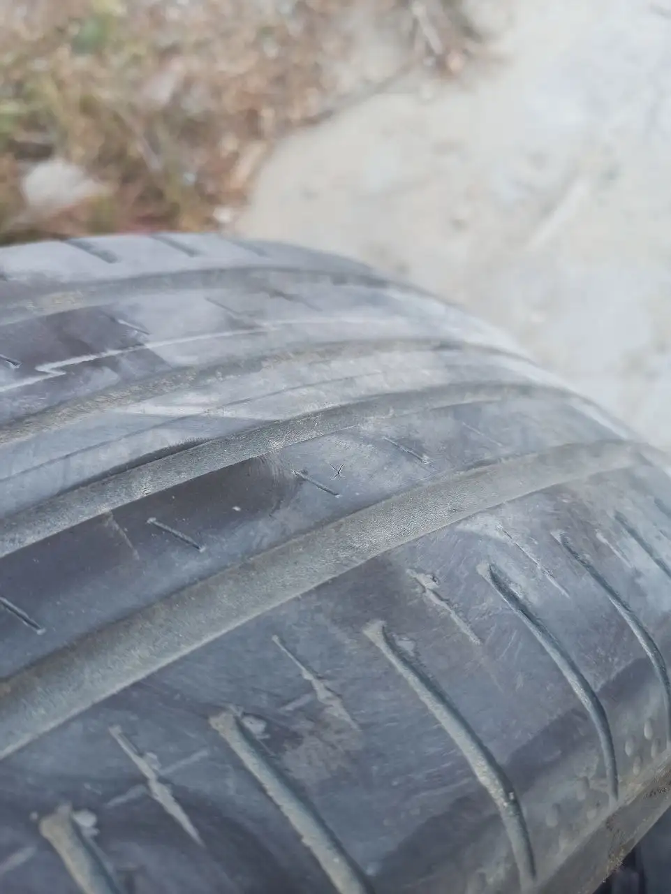 Продаётся комплект летних шин Yokohama bluEarth-A 205/55 r16 - Шины и диски (Запчасти) в Волгоград