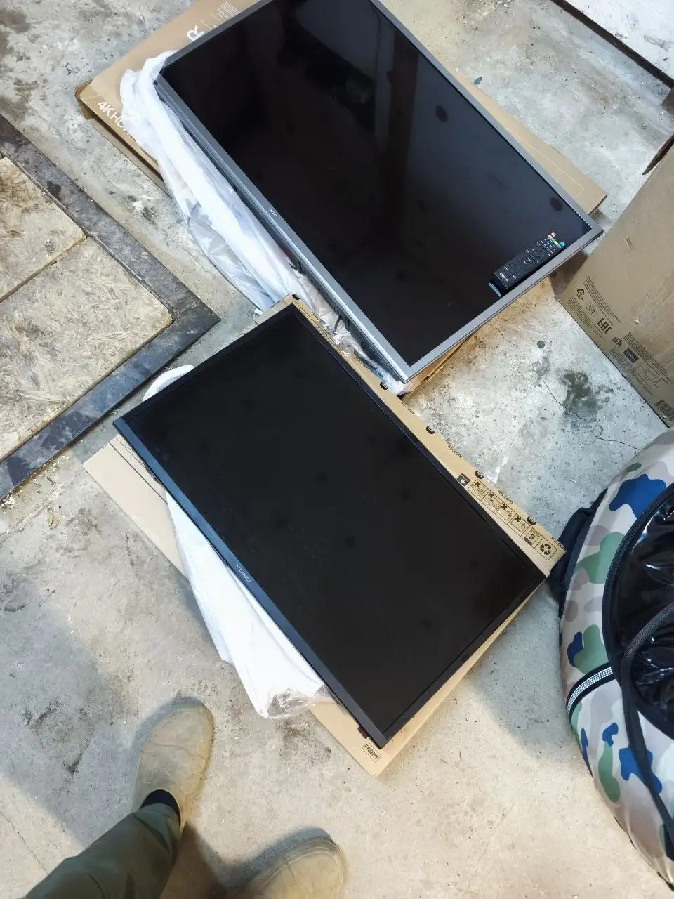 Продам 2 телевизора Dexp и Yuno - Телевизоры (Электроника) в Волгоград