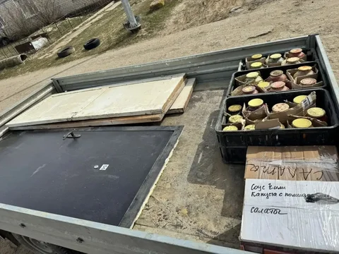 Деревянные и металлические двери от жительницы посёлка - Двери в Волгоград