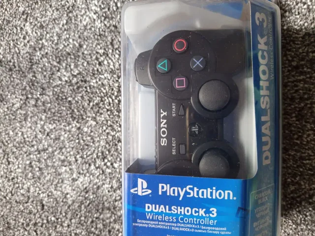 Джойстик рабочий не пользовались - Геймпады/джойстики в Волгоград