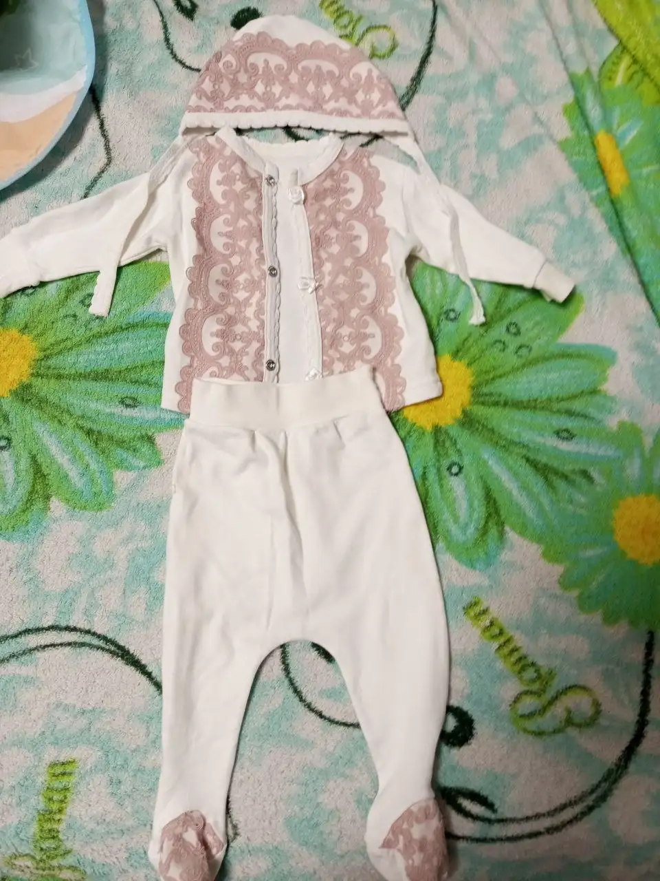 Комплект на выписку 56 размер - Одежда для новорожденных (Товары для детей) в Волгоград