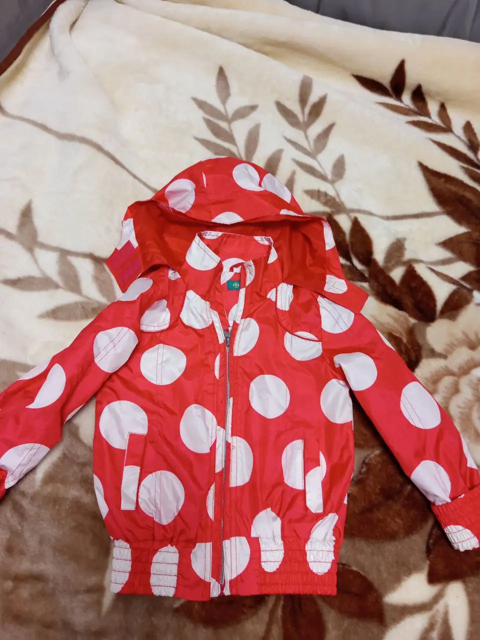 Ветровка детская размер 98-200 - Детская одежда (Одежда) в Волгоград