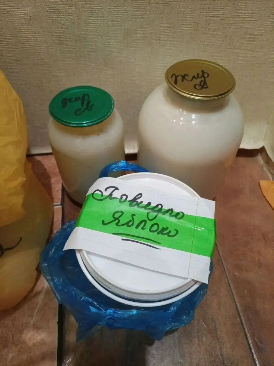 Гуманитарная помощь от волонтёров - Волонтёрская помощь (Услуги) в Волгоград