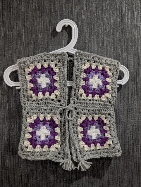 Жилет вязаный ручной работы детский - Футболки в Волгоград