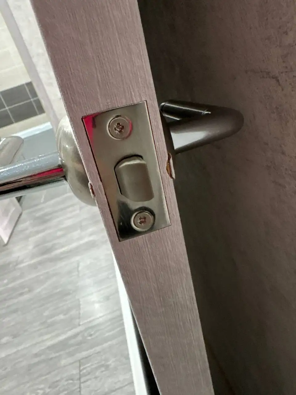 Продам дверь - Двери (Для дома и дачи) в Волгоград