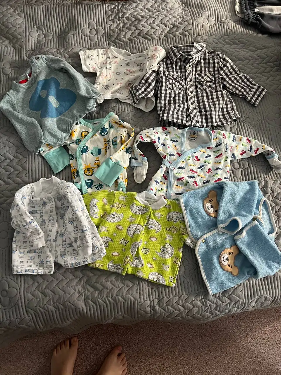 Вещи для мальчика 0-6 месяцев - Одежда для новорожденных (Товары для детей) в Волгоград