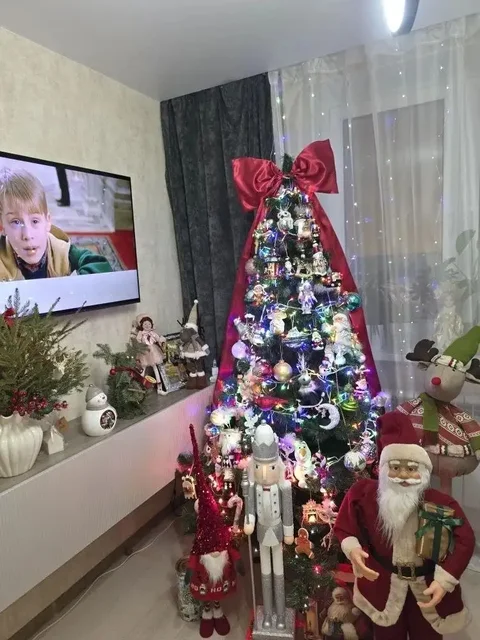 Елка 180см без игрушек - Новый год в Волгоград
