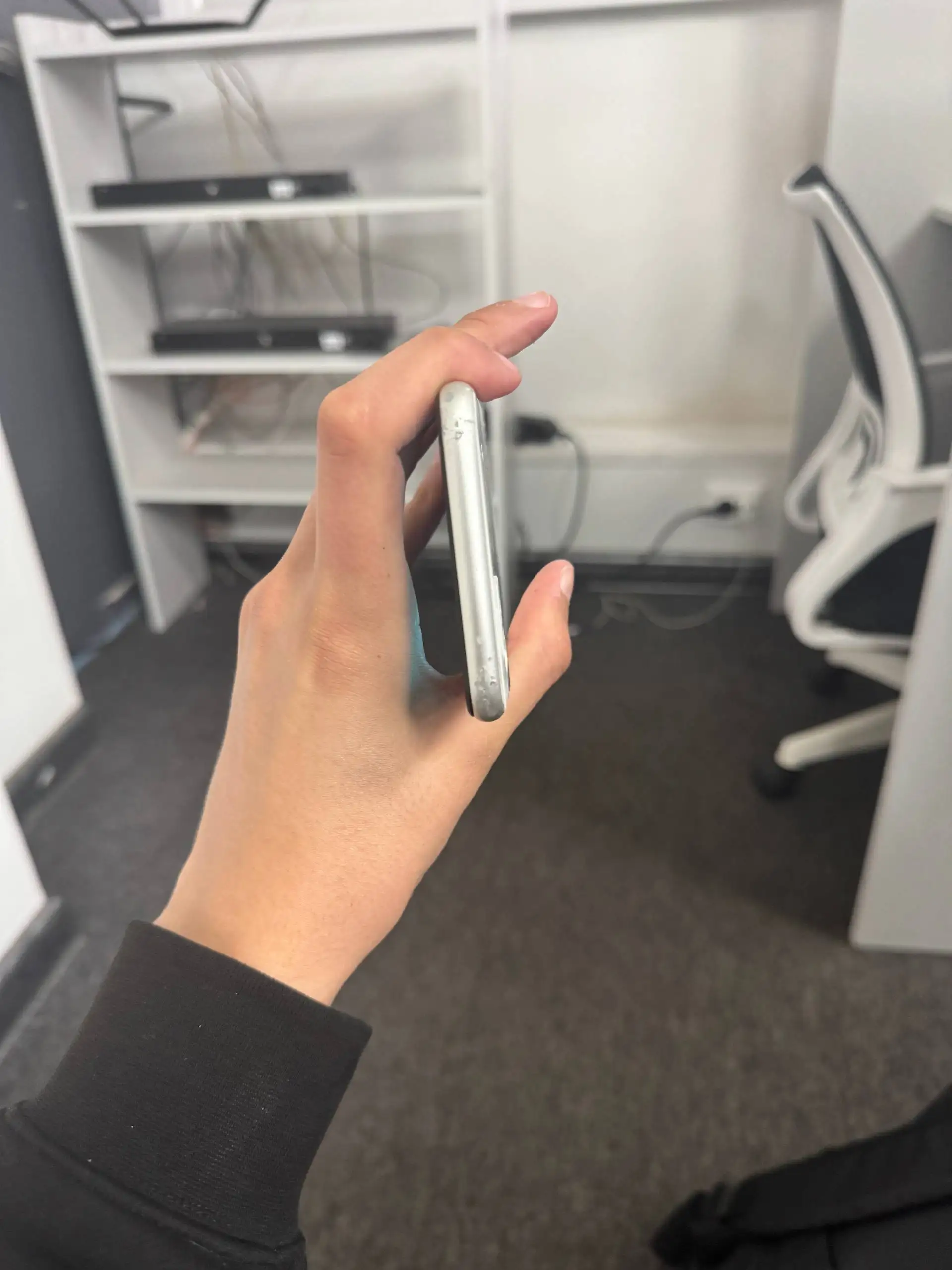 iPhone 11 64гб с заменой АКБ и дисплея - Смартфоны (Электроника) в Волгоград