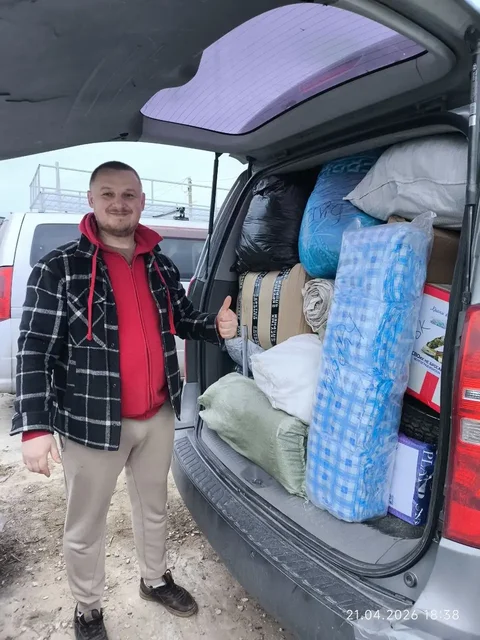 Услуги такси и доставки гуманитарной помощи - Парикмахер в Волгоград