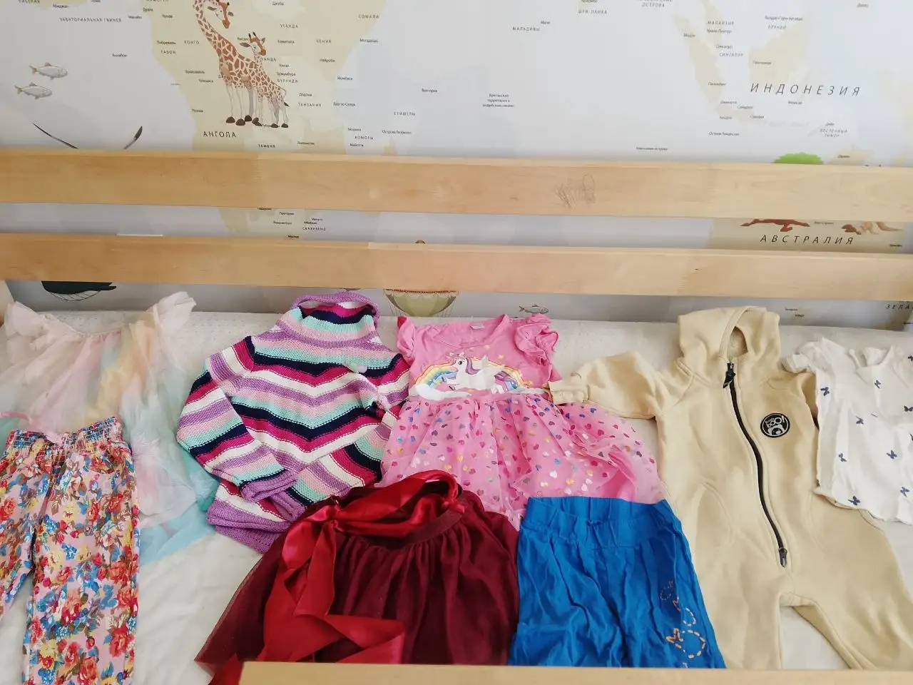 Отдам вещи на девочку 92-98 - Одежда (Товары для детей) в Волгоград