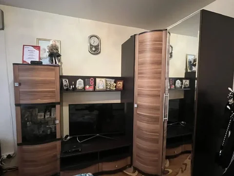 Продам угловой шкаф и стенку - Бытовая техника в Волгоград