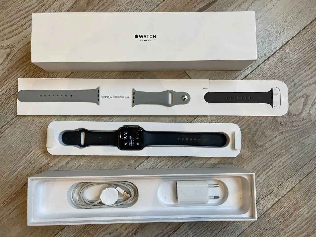 Apple Watch Series 3 42мм - Наручные часы (Электроника) в Волгоград