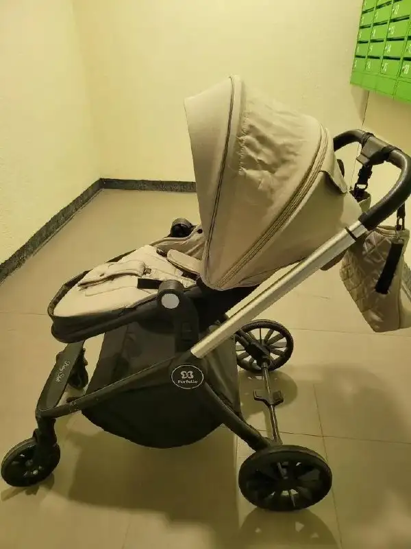 Продам коляску Farfello 3 в 1 - Коляски (Товары для детей) в Волгоград