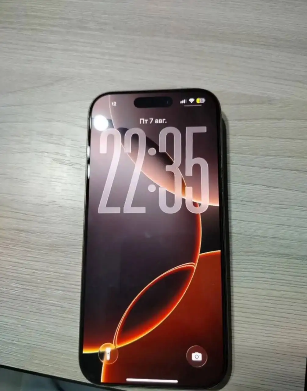 Продам iPhone 16 Pro 128GB (золотистый) - Смартфоны и телефоны (Электроника) в Волгоград