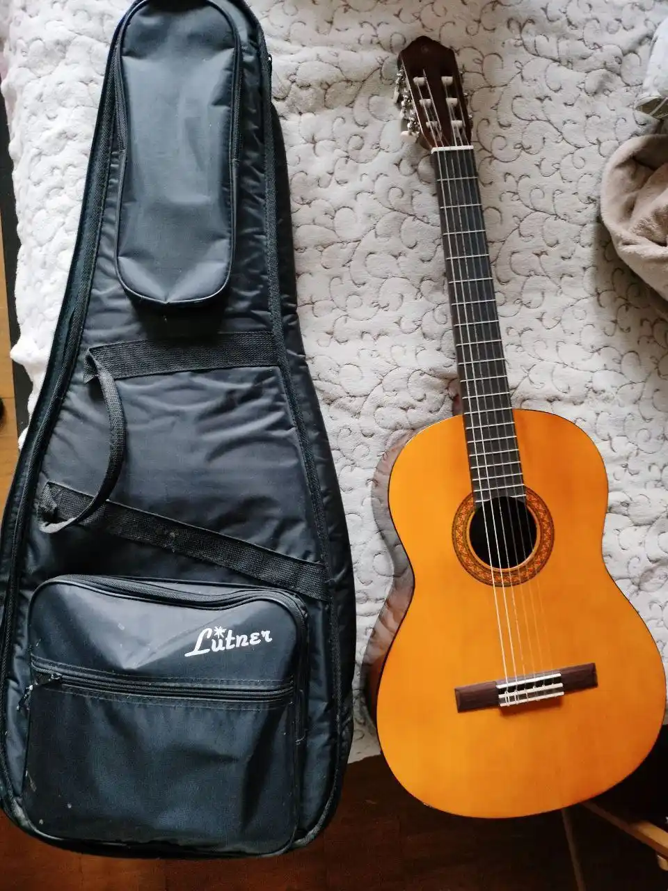 Ямаха С40 новая с чехлом