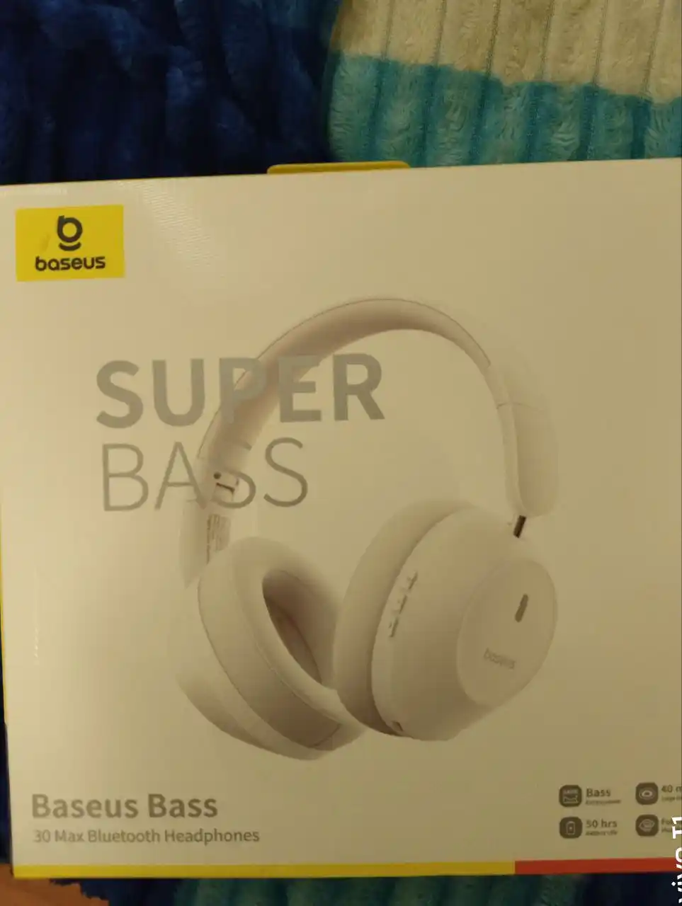 Продам новые наушники