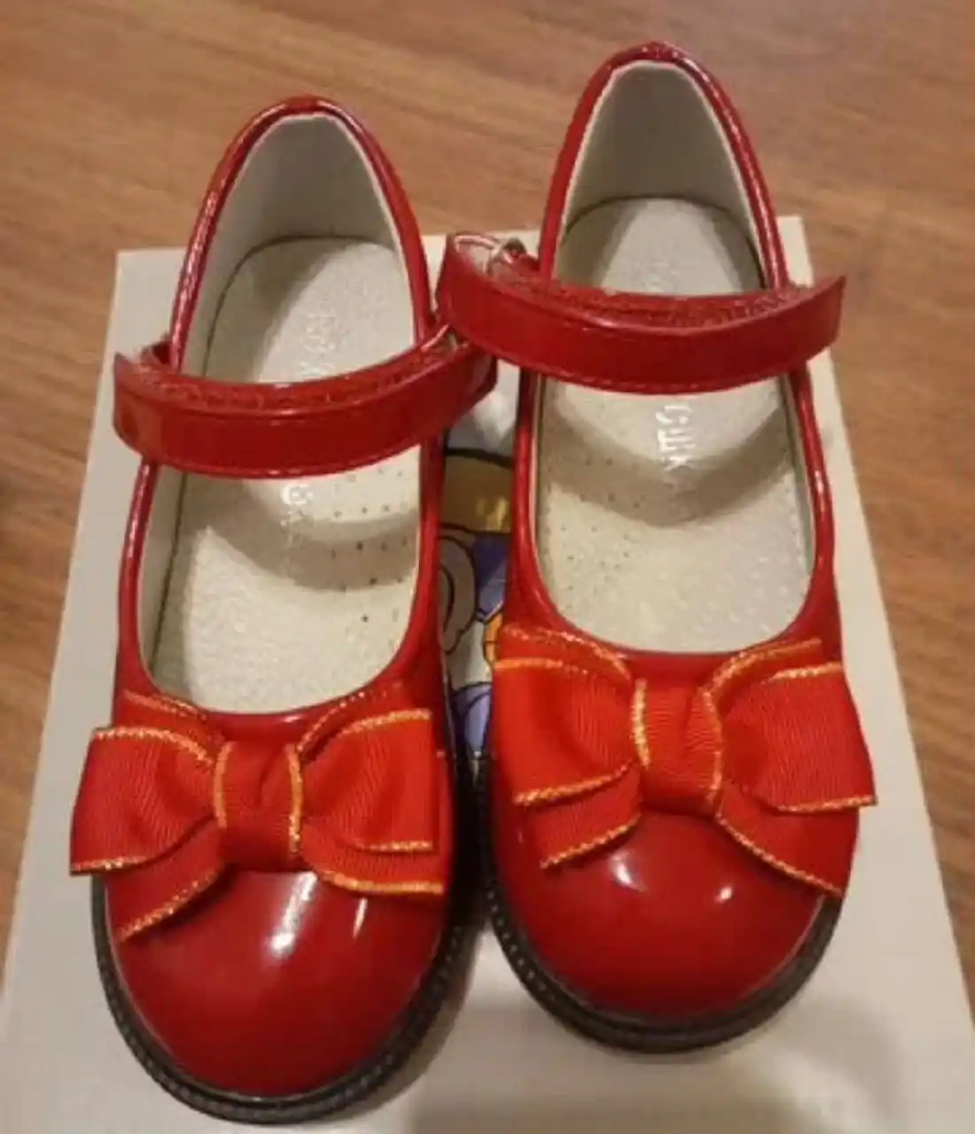 Продажа детской обуви разных размеров