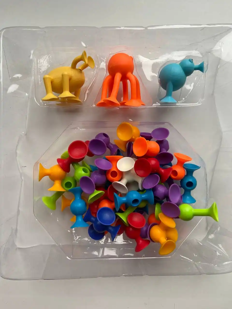 Продам детские игры: силиконовый конструктор и пазлы