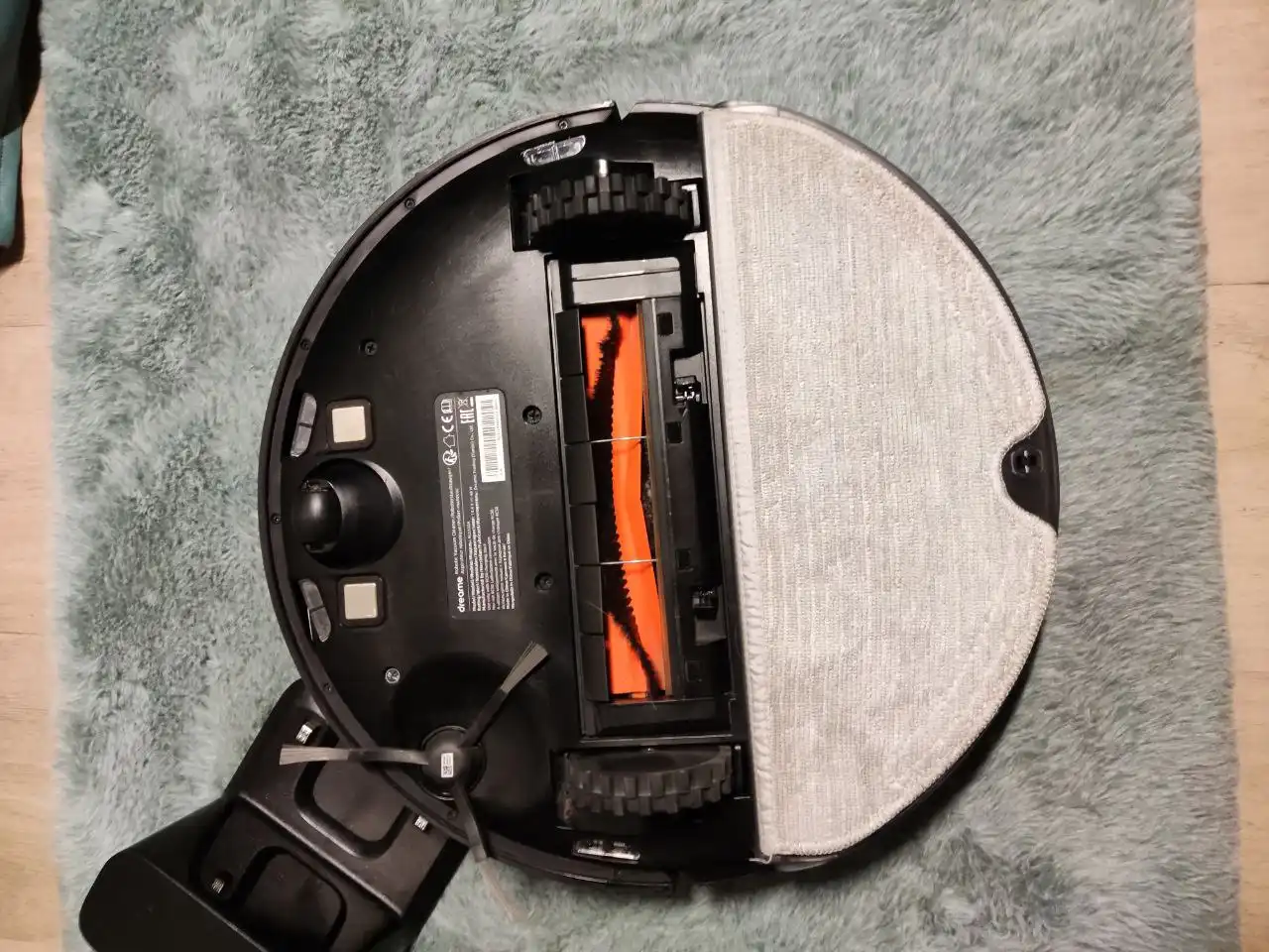 Робот-пылесос с поддержкой Алисы и Mi Home