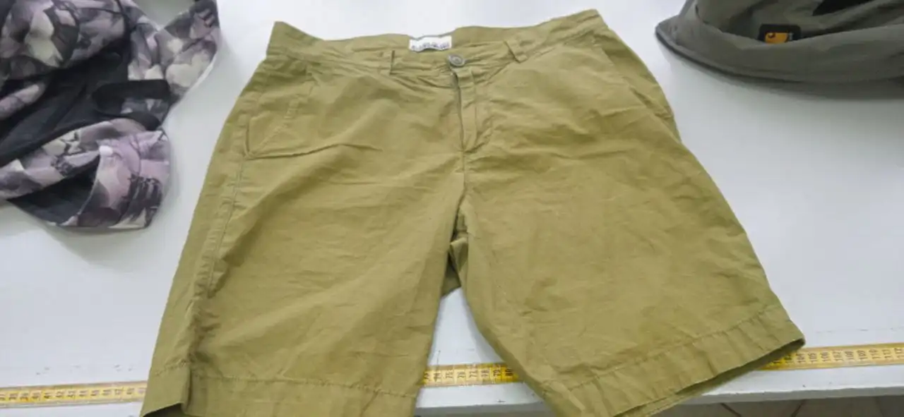 Продажа шорт напапири