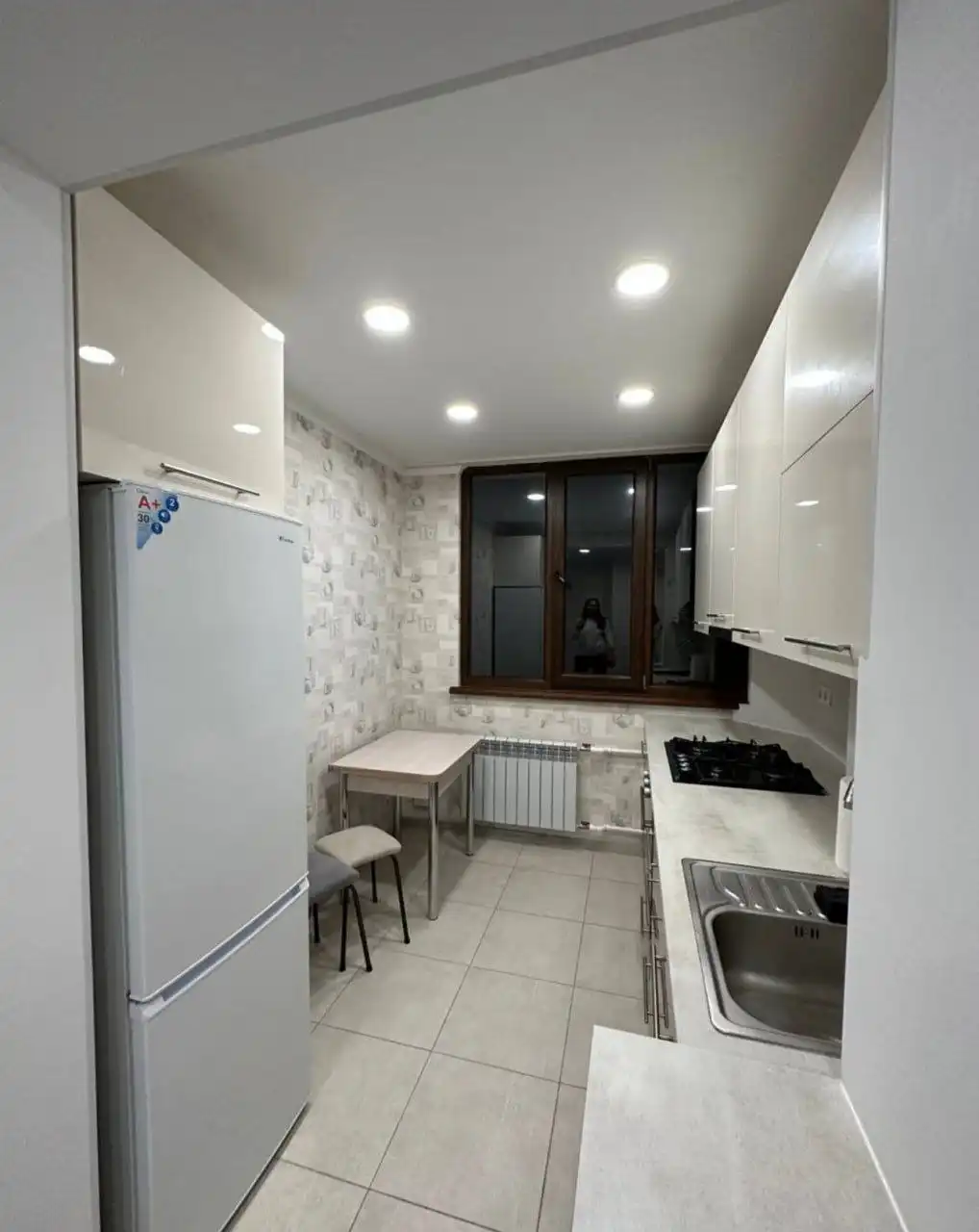 Сдается 2-комнатная квартира на длительный срок