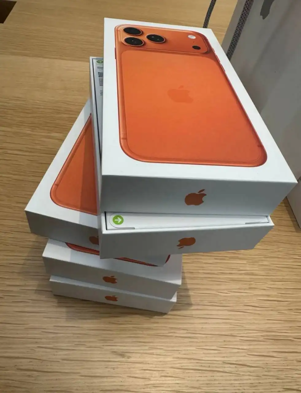 iPhone 17 Pro Max Cosmic Orange 512Gb