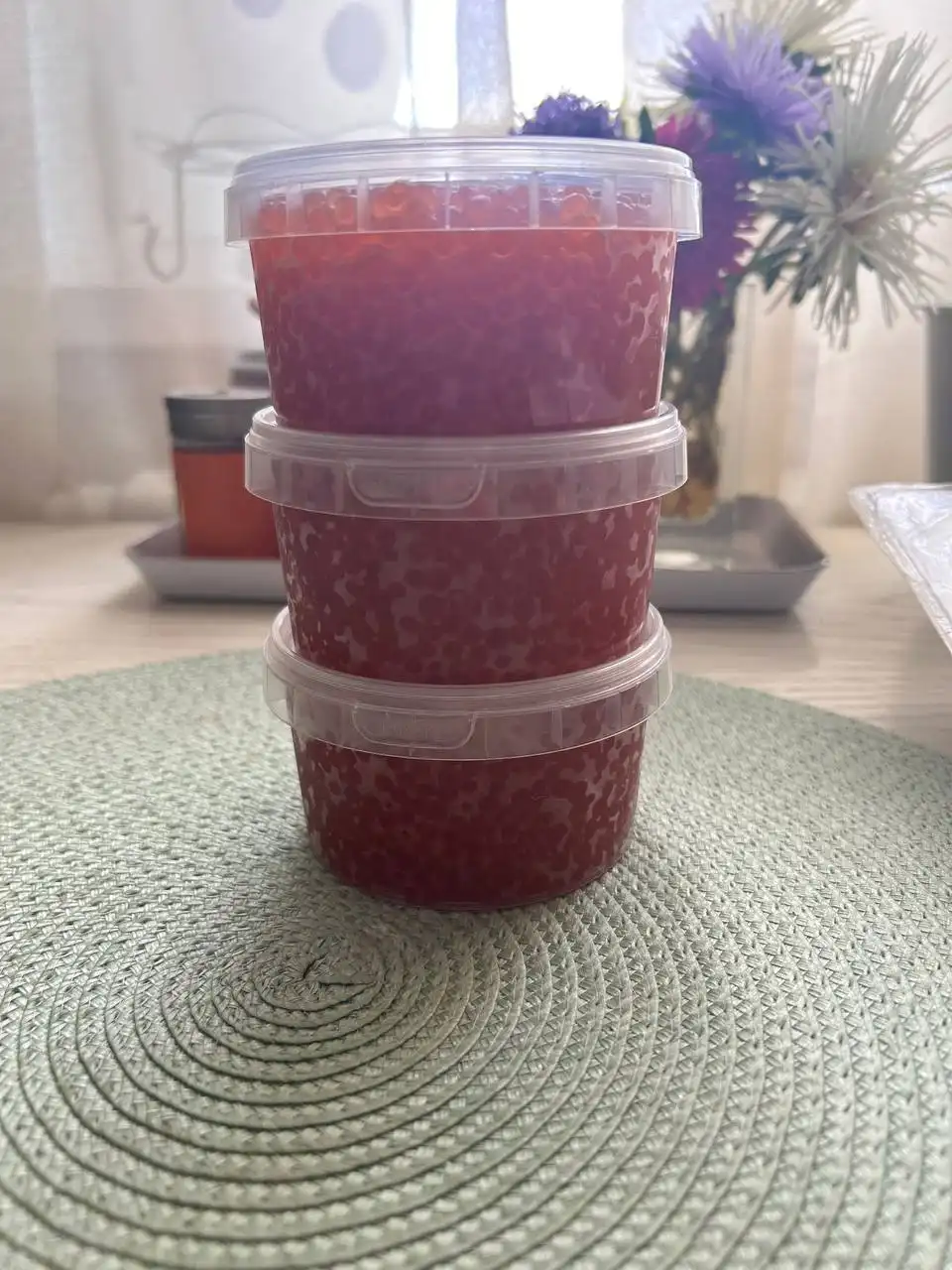 Свежее поступление камчатской икры и консервов