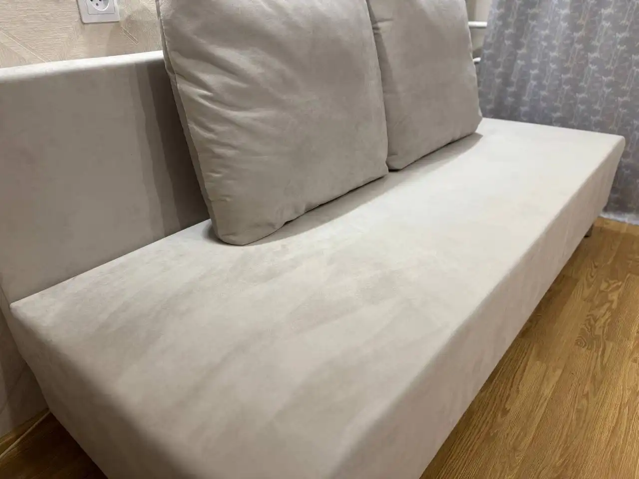 Продам новый диван с механизмом еврокнижка